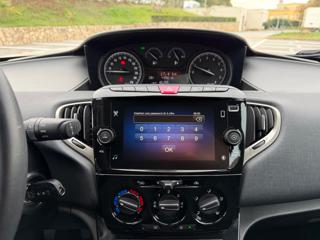 LANCIA Ypsilon usata, con Park Distance Control