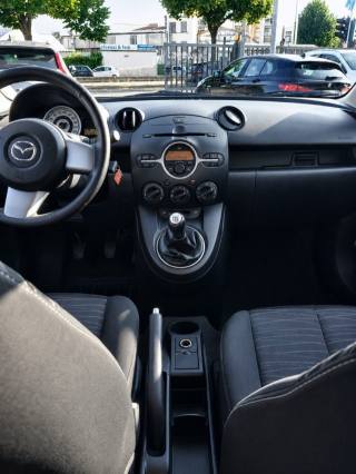 MAZDA 2 usata, con Cronologia tagliandi