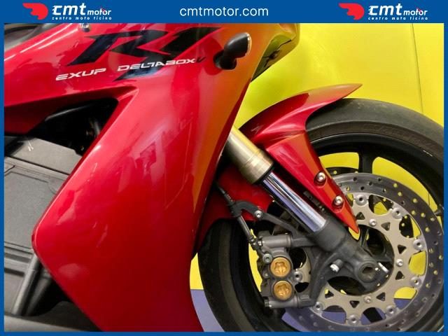 YAMAHA YZF R1 usata 7