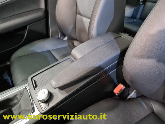 MERCEDES-BENZ C 200 usata, con Bracciolo