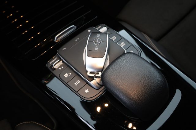 MERCEDES-BENZ A 180 usata 13