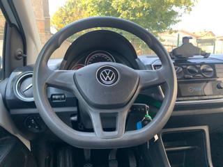 VOLKSWAGEN up! usata, con Touch screen