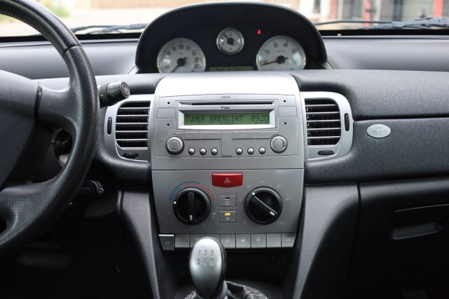 LANCIA Ypsilon usata, con Pneumatici estivi