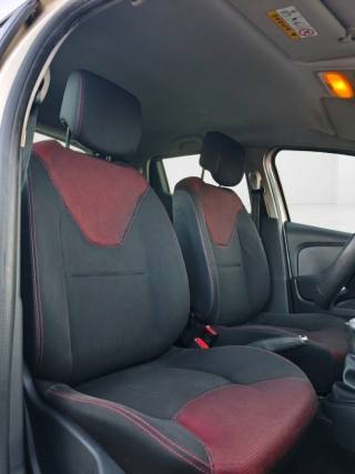 RENAULT Clio usata, con Boardcomputer