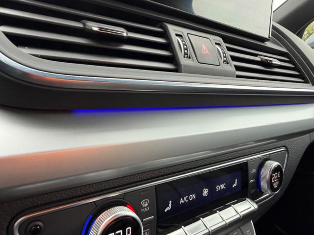 AUDI Q5 usata, con Volante in pelle