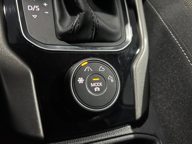 VOLKSWAGEN T-Roc usata, con Climatizzatore