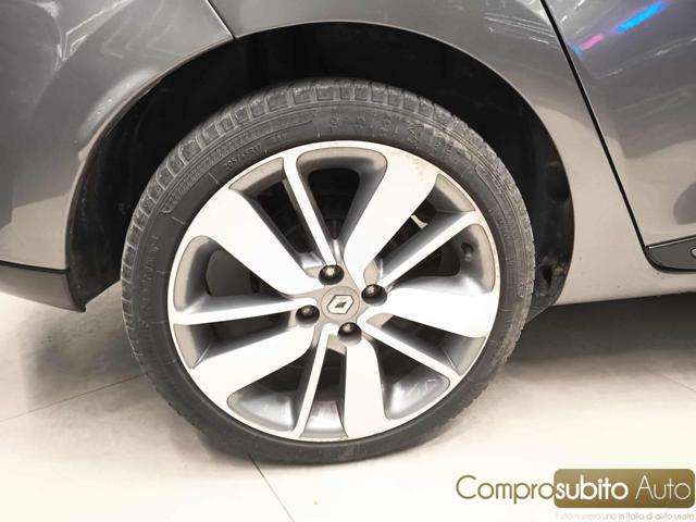 RENAULT Clio usata, con Controllo trazione