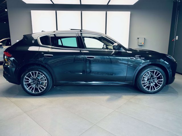 MASERATI Grecale usata, con Alzacristalli elettrici