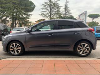 HYUNDAI i20 usata, con Sistema di navigazione