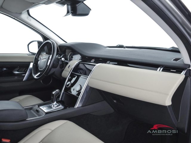 LAND ROVER Discovery Sport usata 11