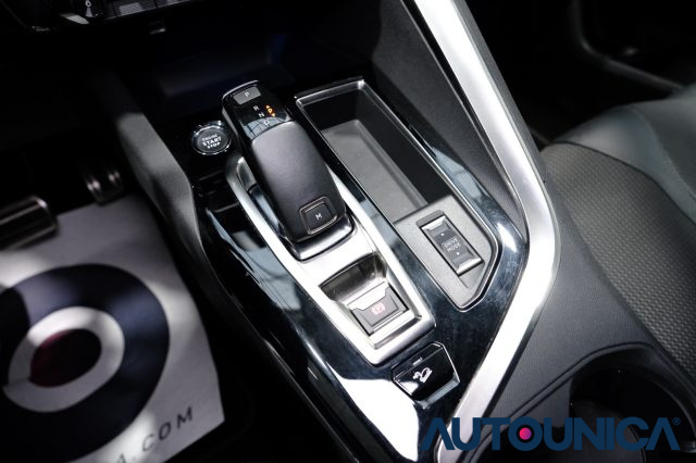 PEUGEOT 5008 usata, con Bracciolo