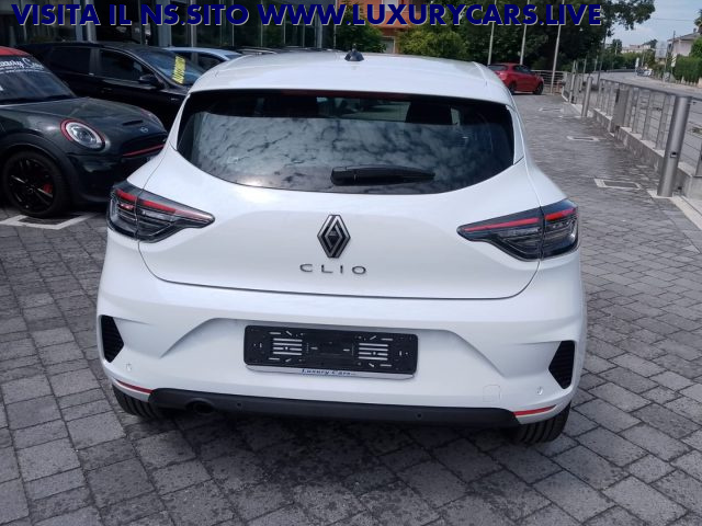 RENAULT Clio usata, con Autoradio