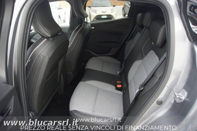 RENAULT Clio usata 11