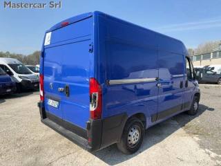 PEUGEOT Boxer usata, con Alzacristalli elettrici