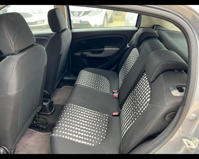 FIAT Grande Punto usata 26