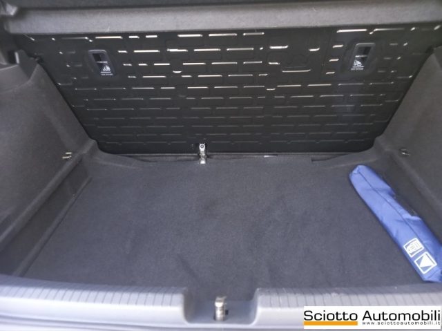 VOLKSWAGEN Polo usata, con Airbag testa