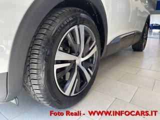 PEUGEOT 3008 usata, con Fari LED