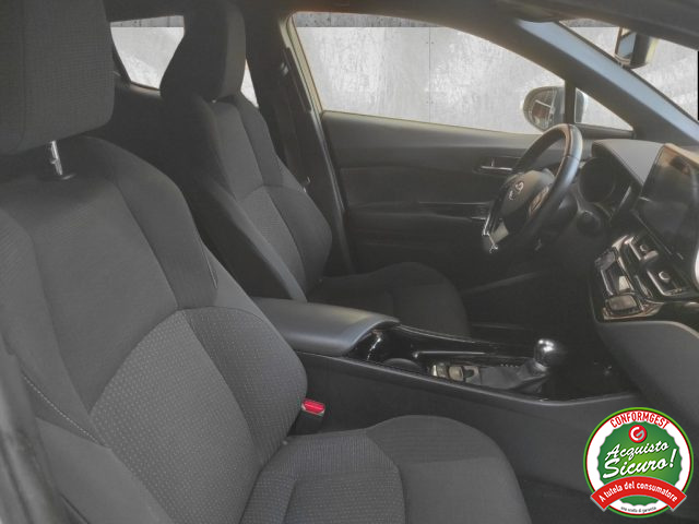 TOYOTA C-HR usata, con Bluetooth
