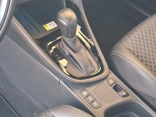 TOYOTA Yaris usata, con Bluetooth