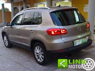 VOLKSWAGEN Tiguan usata, con Autoradio
