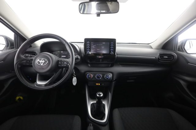 TOYOTA Yaris usata 4