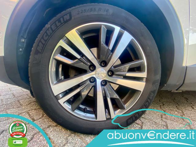 PEUGEOT 3008 usata, con USB