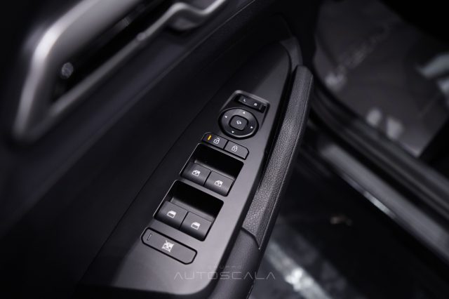 KIA Sportage usata, con Controllo automatico clima