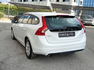 VOLVO V60 usata, con USB