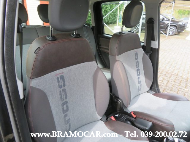 FIAT Panda Cross usata, con Specchietti laterali elettrici