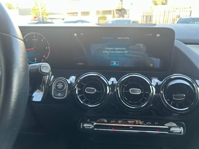 MERCEDES-BENZ GLA 200 usata, con Cruise Control