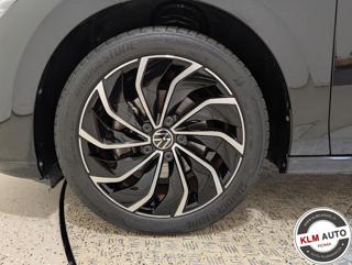 VOLKSWAGEN Golf usata, con Autoradio