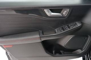 FORD Kuga usata, con Luci diurne