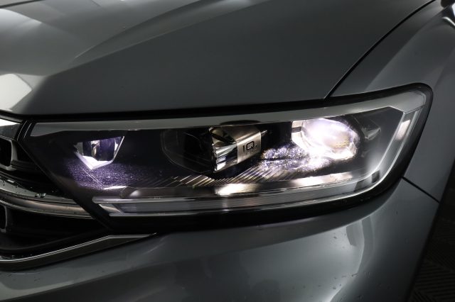 VOLKSWAGEN T-Roc usata 8