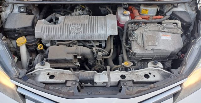 TOYOTA Yaris usata, con Airbag testa