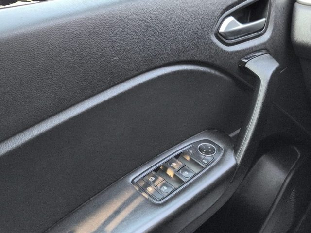 RENAULT Captur usata, con Fari LED