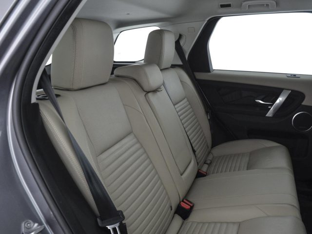 LAND ROVER Discovery Sport usata 4