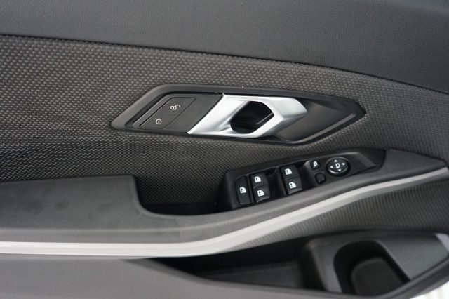 BMW 318 usata 31