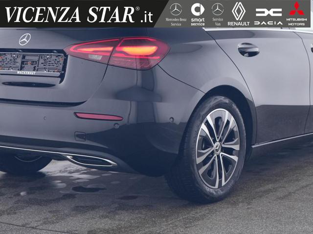 MERCEDES-BENZ A 180 usata, con Alzacristalli elettrici