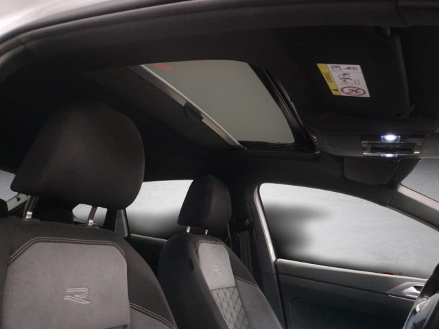 VOLKSWAGEN Taigo usata 18