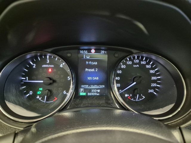 NISSAN Qashqai usata, con Controllo trazione