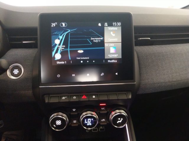 RENAULT Clio usata, con USB