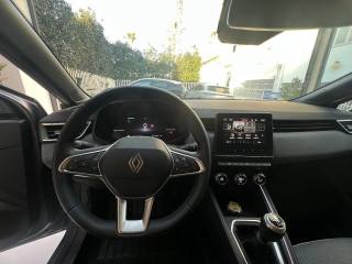 RENAULT Clio usata, con Fari LED