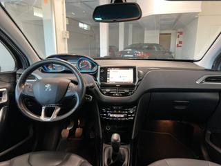 PEUGEOT 2008 usata, con Controllo automatico clima