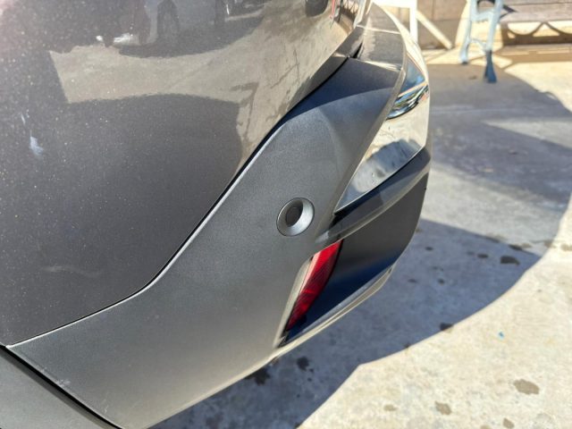 PEUGEOT 3008 usata, con Interni in pelle