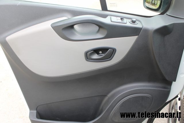 RENAULT usata 8