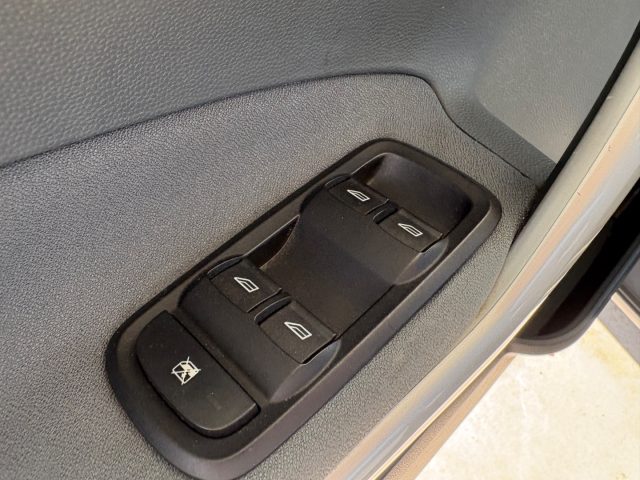 FORD Fiesta usata, con MP3