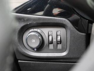 OPEL Corsa usata, con Volante multifunzione