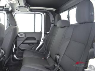 JEEP Gladiator usata 9