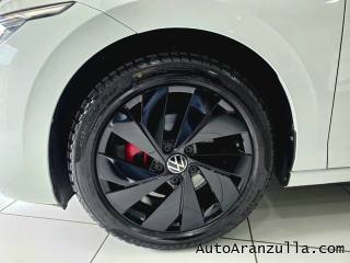 VOLKSWAGEN Golf usata, con Luci diurne LED