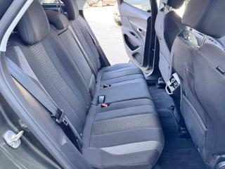 PEUGEOT 3008 usata, con Sedile posteriore sdoppiato